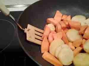sausage potatoes skillet eas