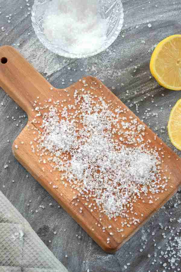 How to Clean a Cutting Board Naturally! 