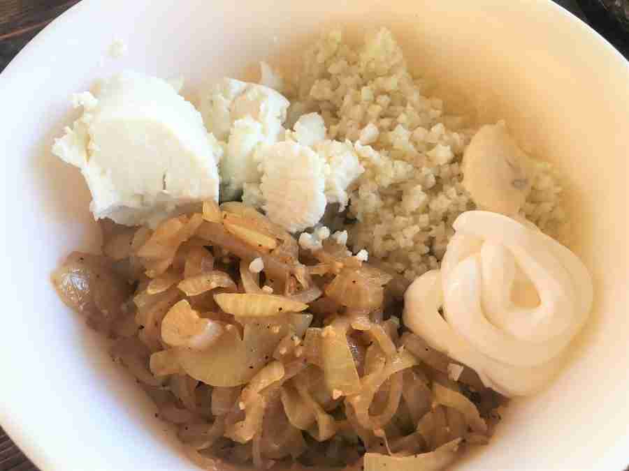 riced cauliflower, grilled onions, horseradish, sour cream